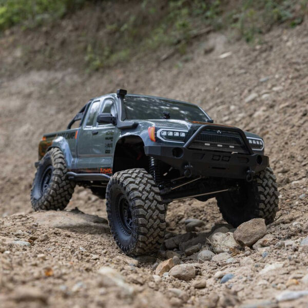 1-10-scx10-iii-base-camp-4x4-rock-crawler-brushed-rtr-gray (5) 1/10 SCX10 III Base Camp 4X4 Rock Crawler Brushed RTR Gray