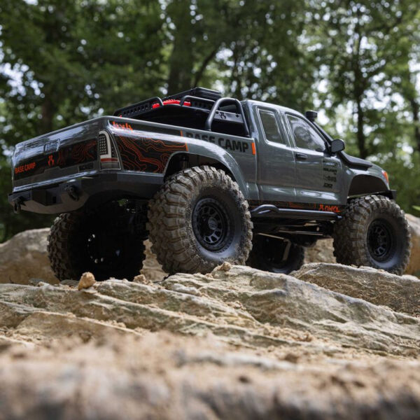 1-10-scx10-iii-base-camp-4x4-rock-crawler-brushed-rtr-gray (6) 1/10 SCX10 III Base Camp 4X4 Rock Crawler Brushed RTR Gray