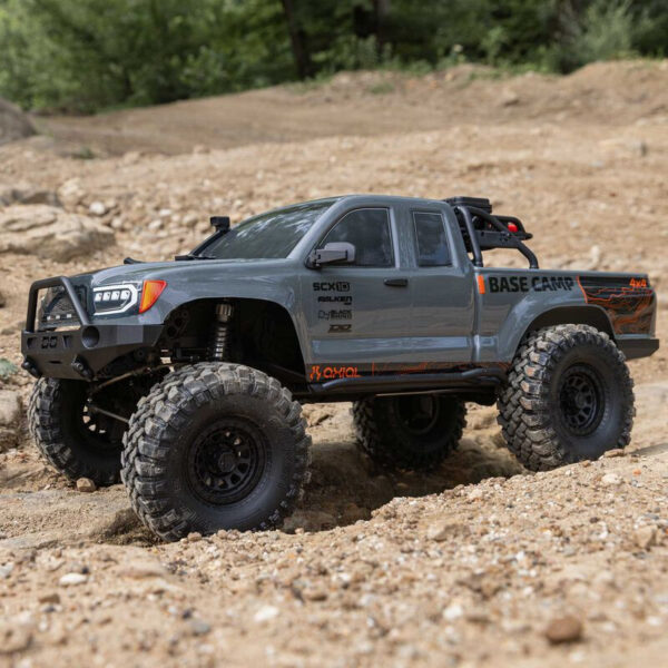 1-10-scx10-iii-base-camp-4x4-rock-crawler-brushed-rtr-gray (7) 1/10 SCX10 III Base Camp 4X4 Rock Crawler Brushed RTR Gray