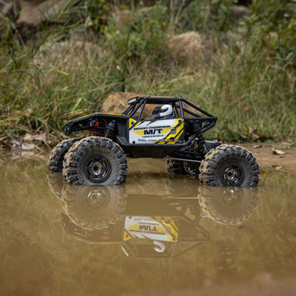 1/18 UTB18 Capra 4WS 4WD Trail Buggy RTR with Battery & Charger